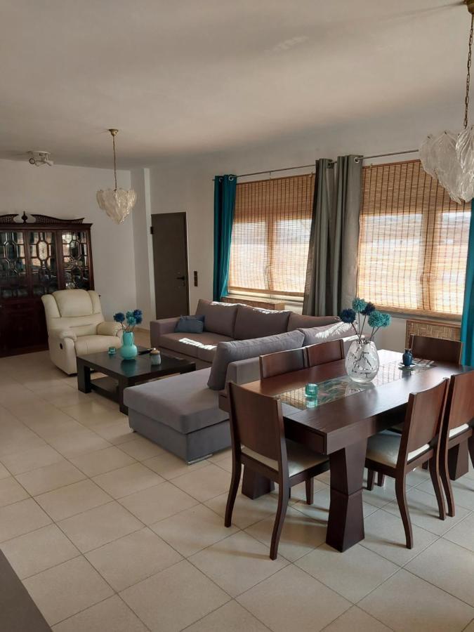 Passatempo Casa - 3 Bedroom Apartment Close To The Swimming Pool Gerani  Exterior foto